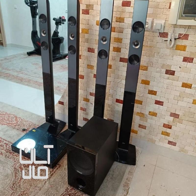 سینما خانگی