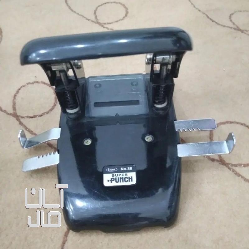 دستگاه پانچ