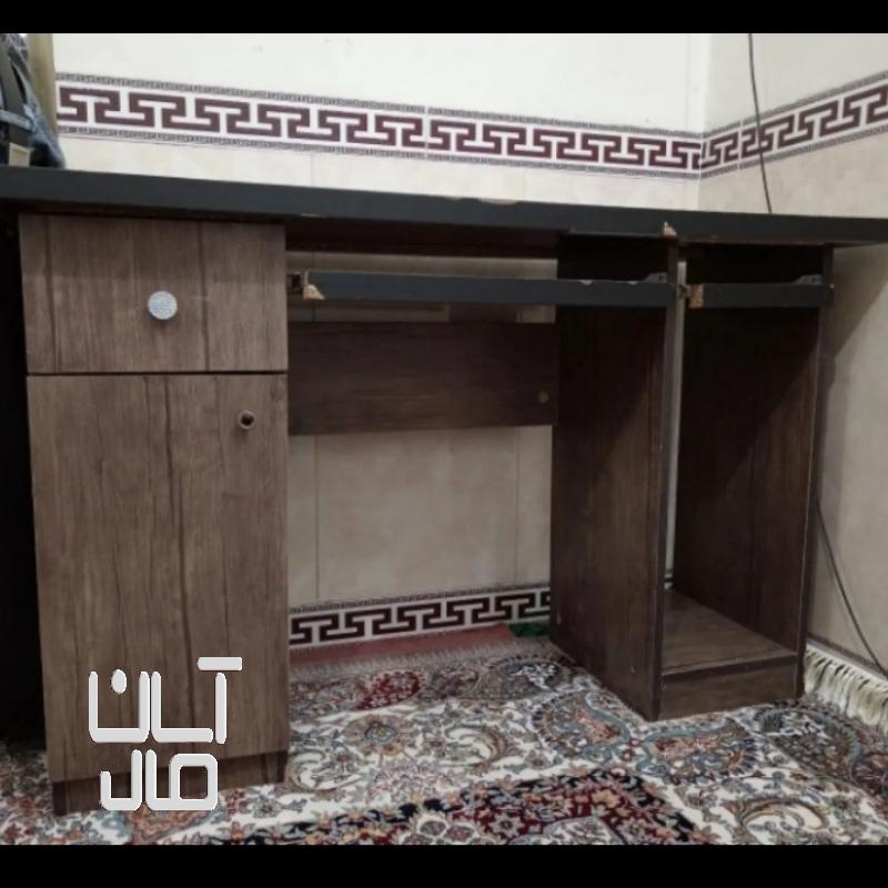 میز کامپیوتر