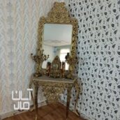 آینه کنسول بهمراه ساعت وشمعدان