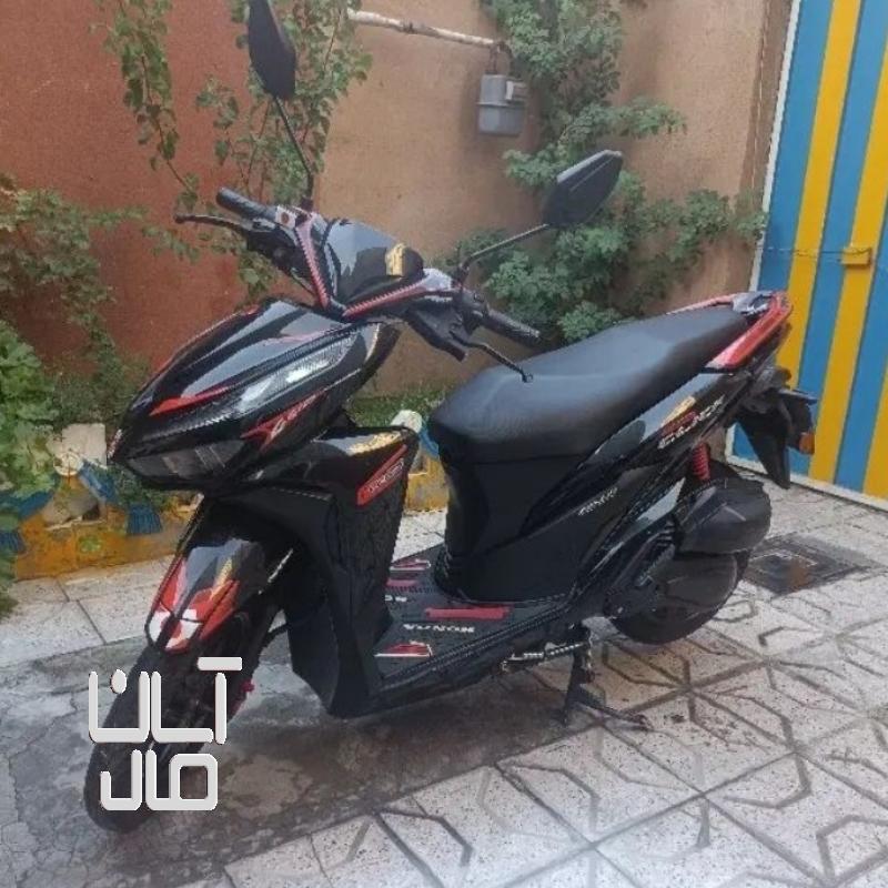 موتور سیکلت طرح کلیک کبیر