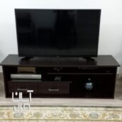 میز تلویزیون ام دی اف