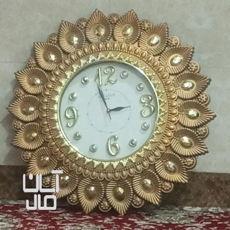 ساعت دیواری