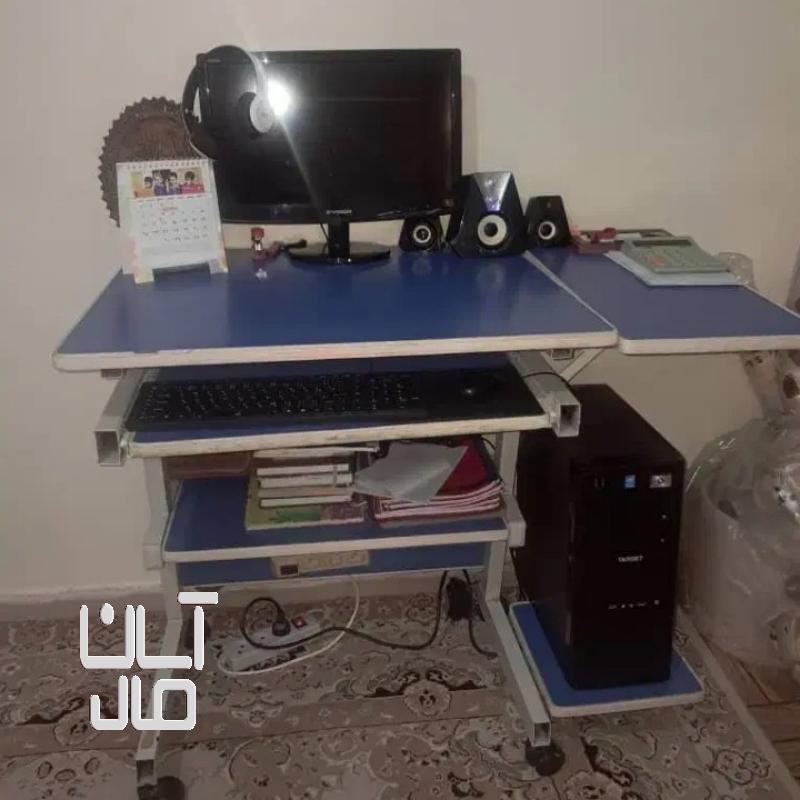میز کامپیوتر