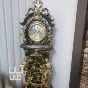 ساعت ایستاده آبنما