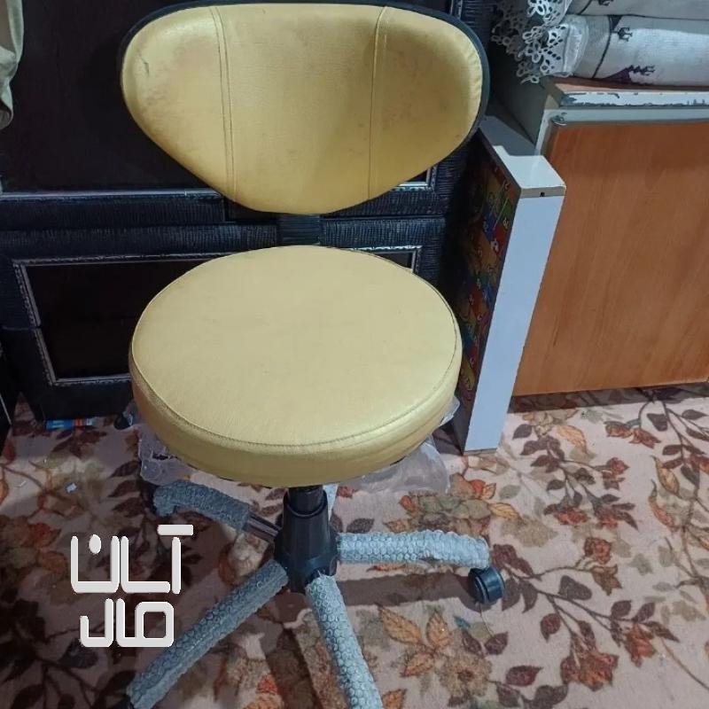 صندلی چرخدار