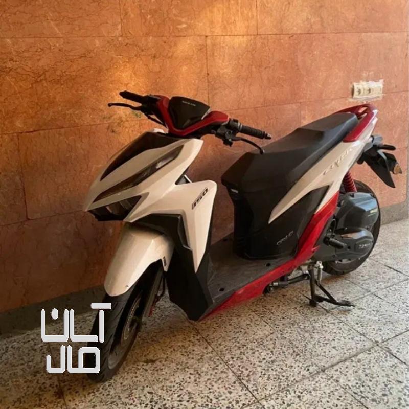 موتور سیکلت کلیک توسن