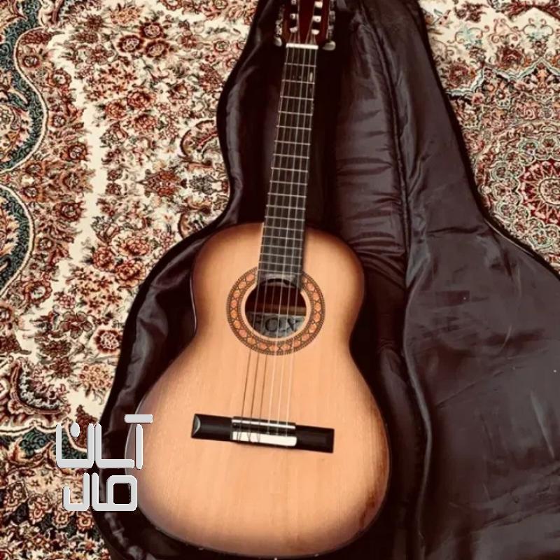 گیتار یاماها