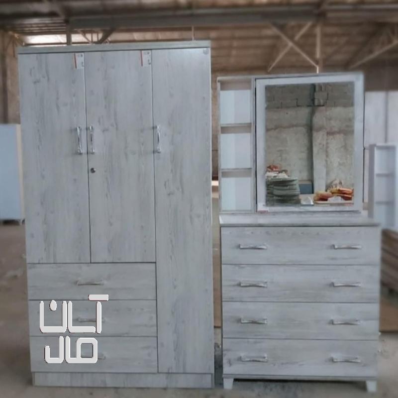 کمدو دراور وآینه