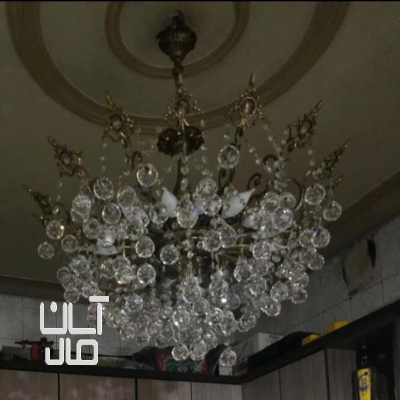 لوستر کریستالی ۱۶ شاخه