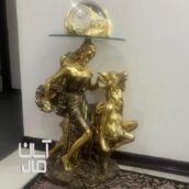 میز کنار سالنی