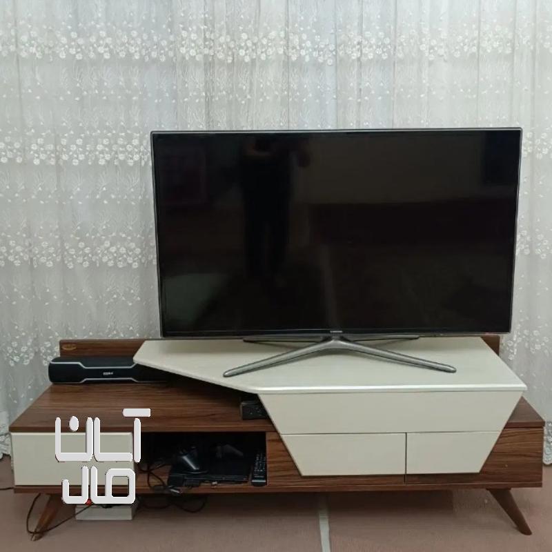 میز تلویزیون