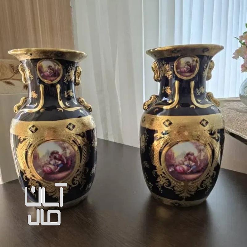 دو عدد گلدان