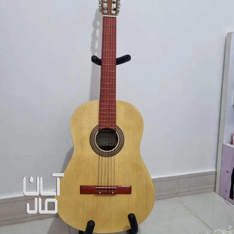 گیتار یاماها