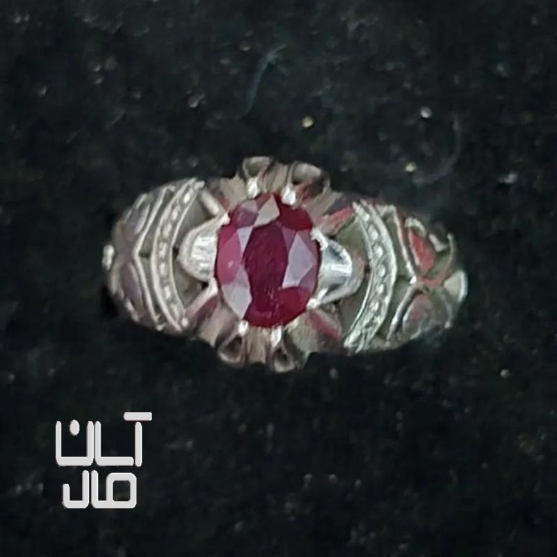 انگشتر یاقوت سرخ تانزانیا