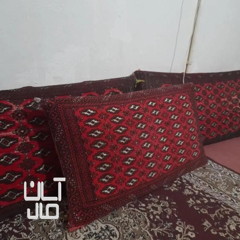 ۴عدد پشتی فرش