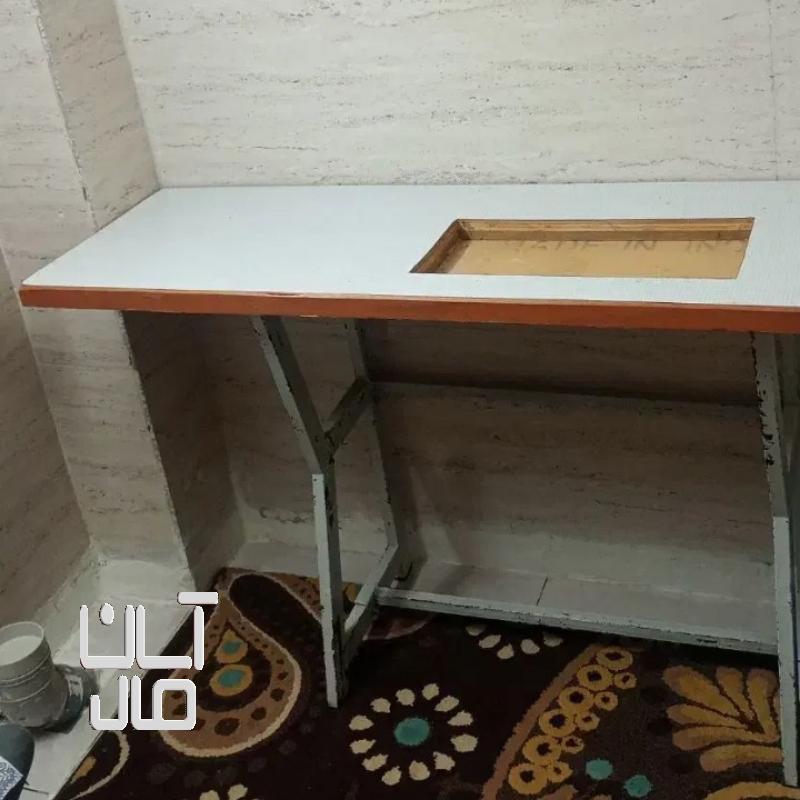 میز چرخ خیاطی