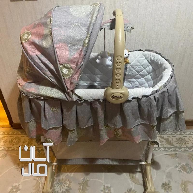 گهواره نوزاد