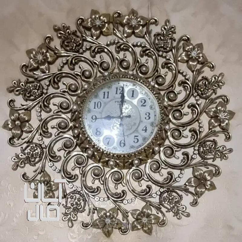 ساعت دیواری