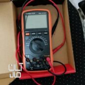 مولتی متر ویکتور