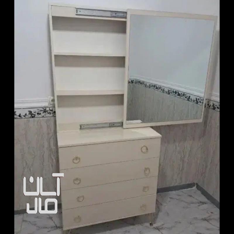 دراور آینه دار