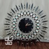 ساعت دیواری نگین دار