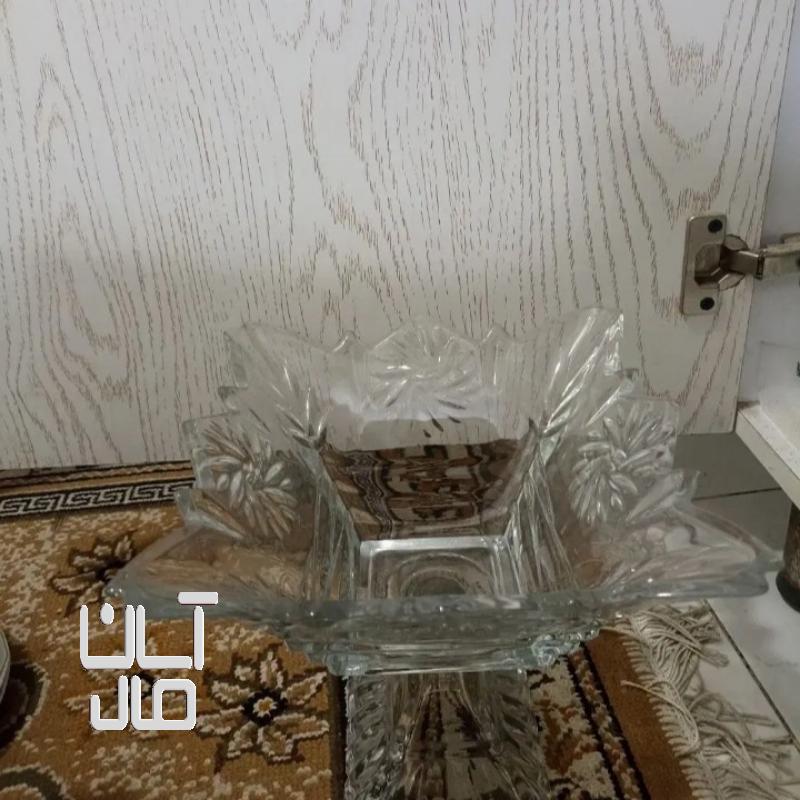 شکلات خوری پایه دار