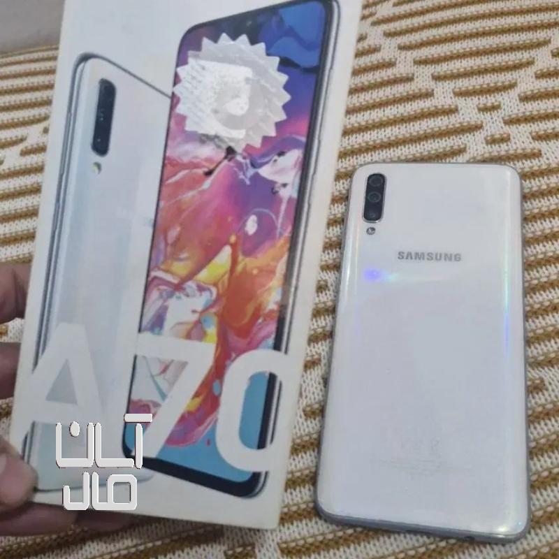 گوشی سامسونگ A 70