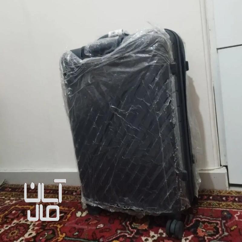 چمدان مسافرتی