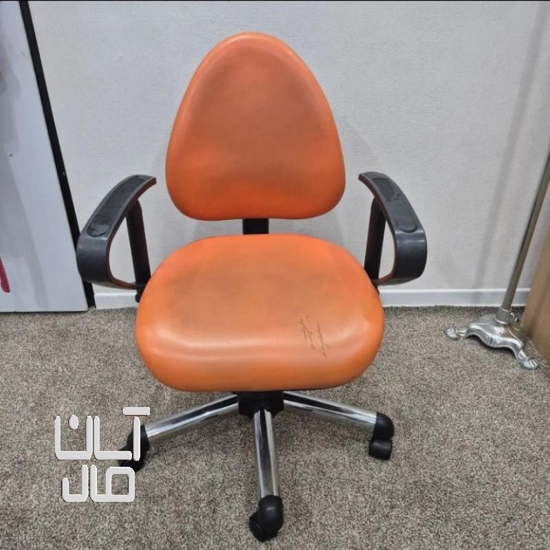 صندلی چرخدار