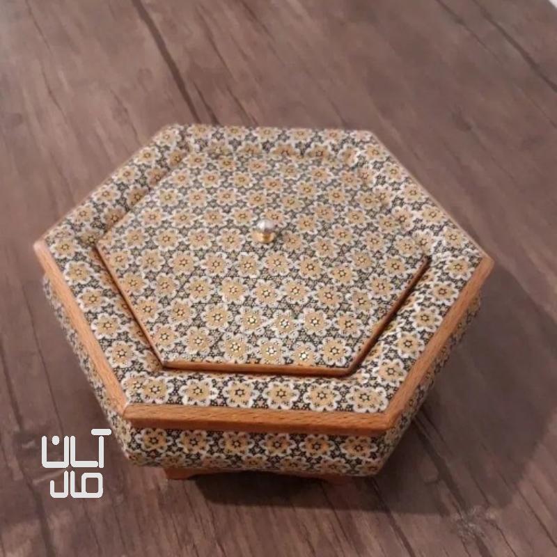 شکلات خوری خاتم