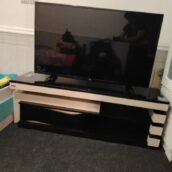 میز تلویزیون