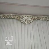 قاب پرده تاجدار