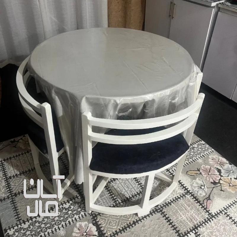 میز ناهارخوری ۴نفره کم جا