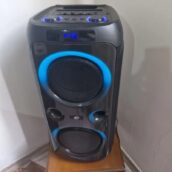 اسپیکر خانگی