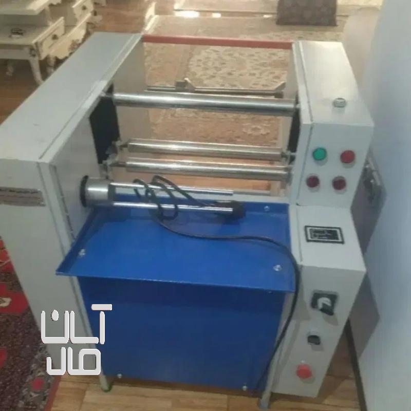 دستگاه سفره یکبار مصرف