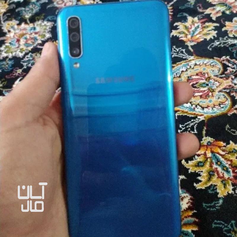 گوشی سامسونگ a50