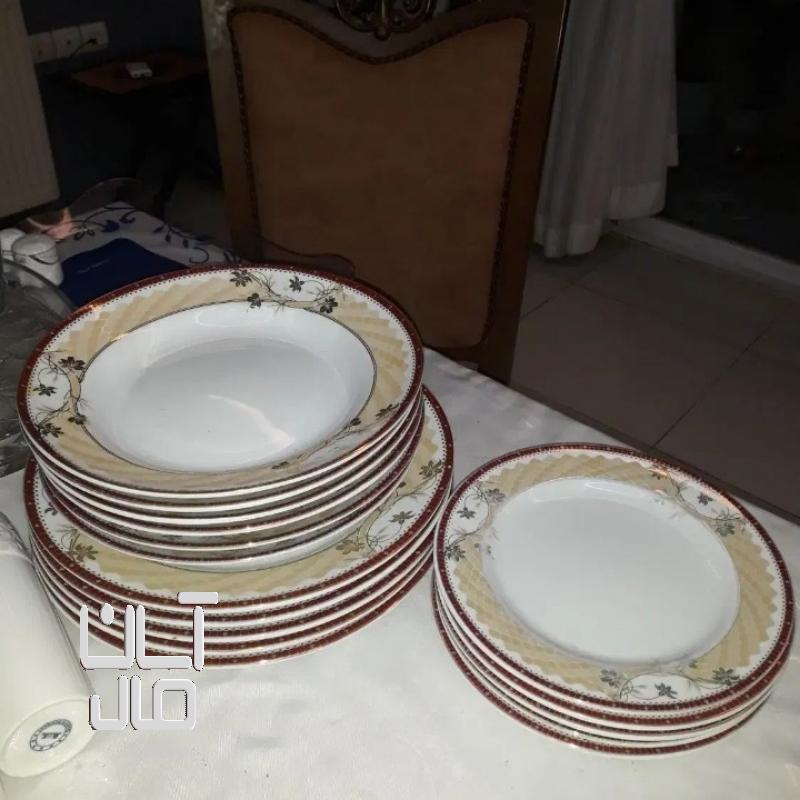 ظروف چینی ۱۷ پارچه