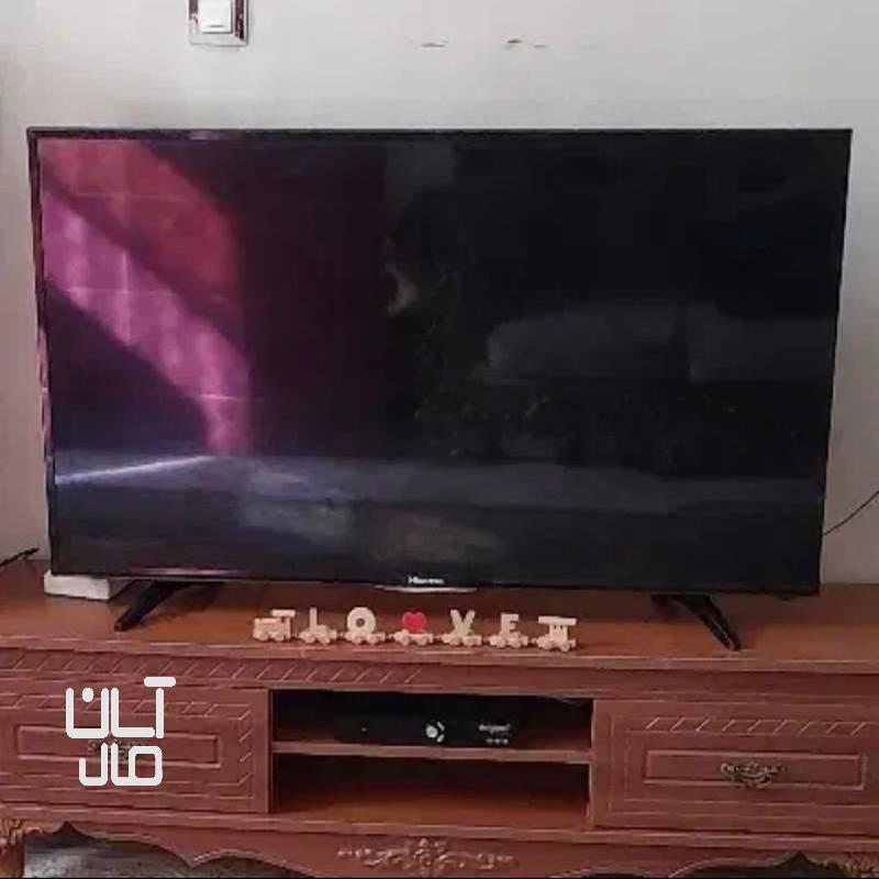 تلویزیون ۴۹ اینچ هایسنس