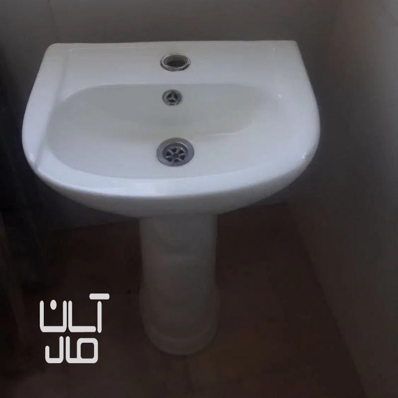 روشویی پایه دار